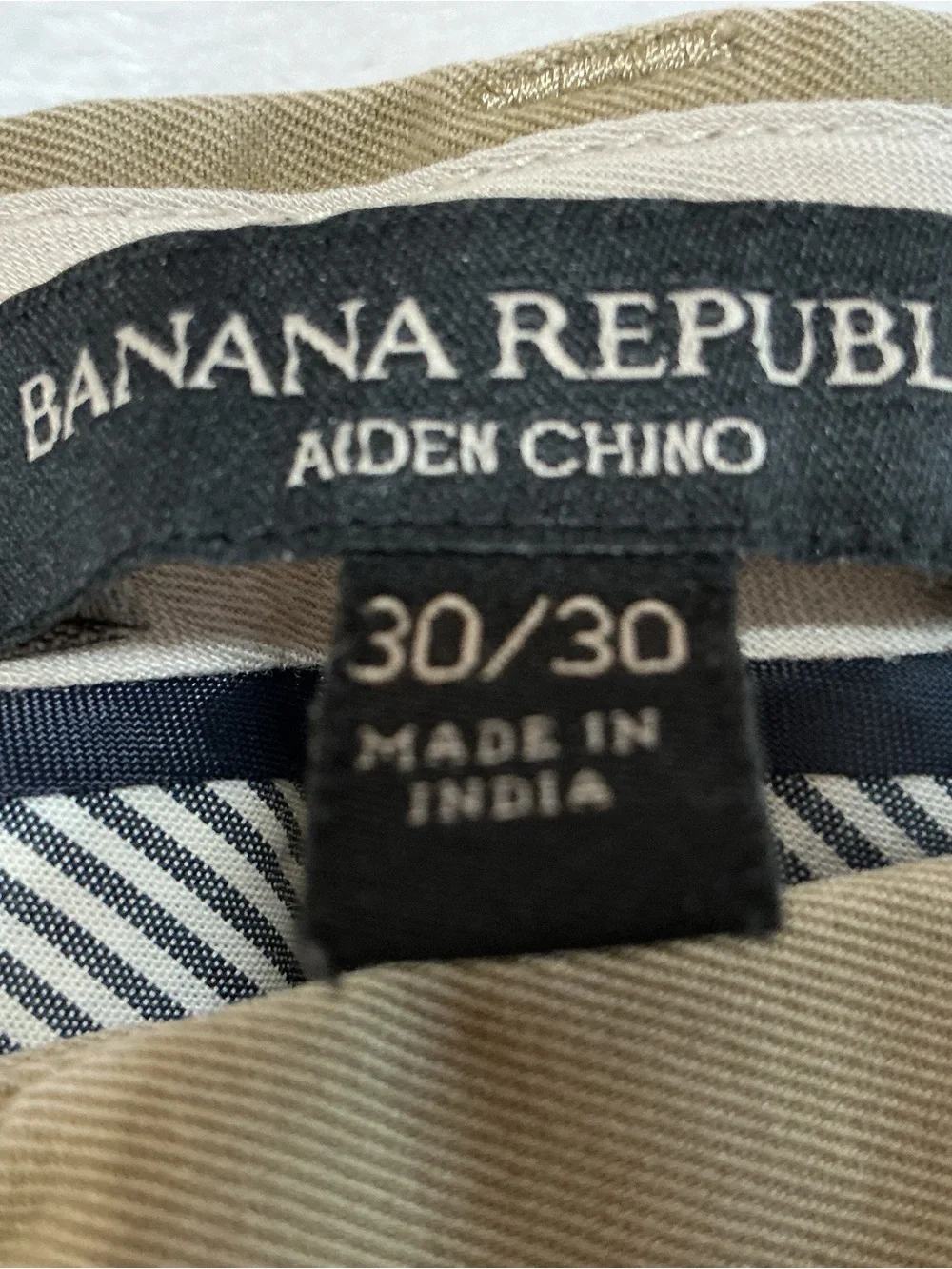 Men's Banana Republic Aiden Slim-Fit Tan Chino Pants 30x30 (Fits 30x28) Office